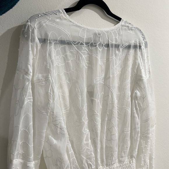 Ivory top - Picture 9 of 11